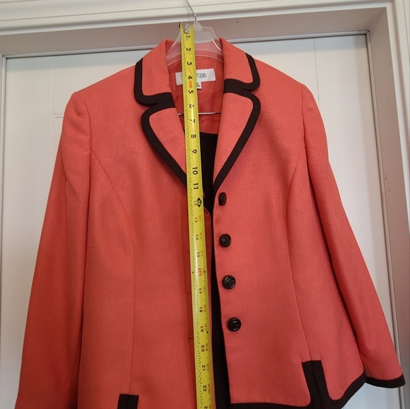 Womens Skirt Suit 2 pc 6P EUC - Picture 3 of 17